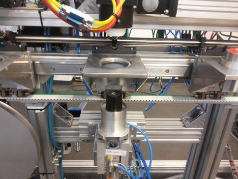 直線(xiàn)光軸搭配直線(xiàn)軸承應(yīng)用案例之一